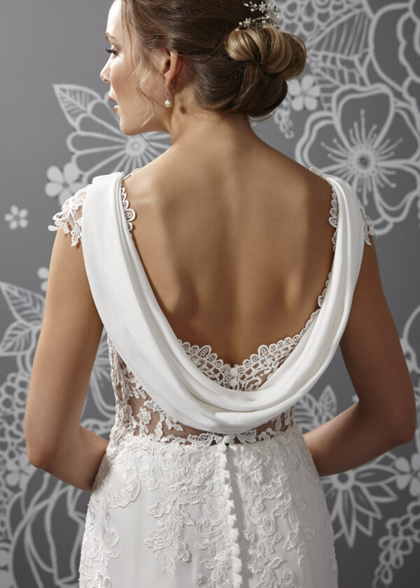 Romantica Tiffany close up of back of the dress