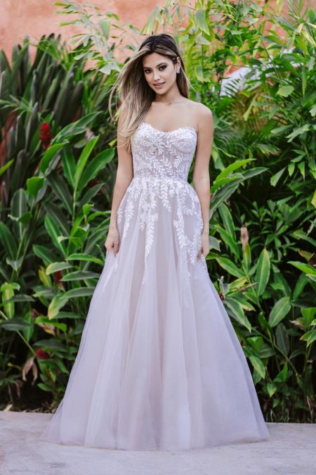 3560 by Allure Romance